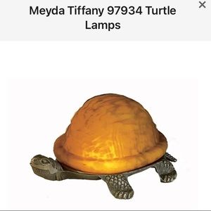 Tiffany Stained Glass Tiffany Specialty Lamp from the Turtle Collection PRISTINE